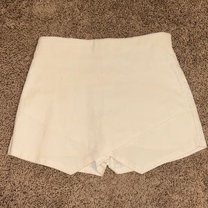 White skort